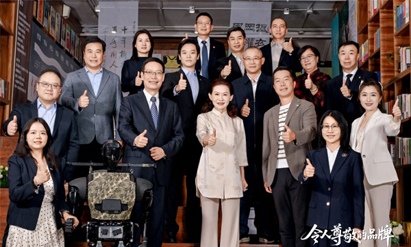 17592198213832542878937.jpg 2.jpg