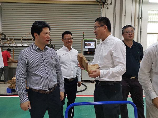 17599768122270788400663.jpg 4.jpg