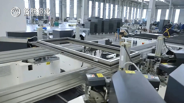 17603193701106889597790.jpg 2.jpg