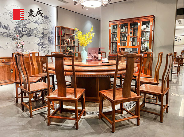 17607744349688291053268.jpg 香茗5号大床-衣柜.jpg