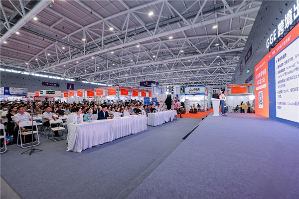 17610099235845404502359.jpg 13.jpg