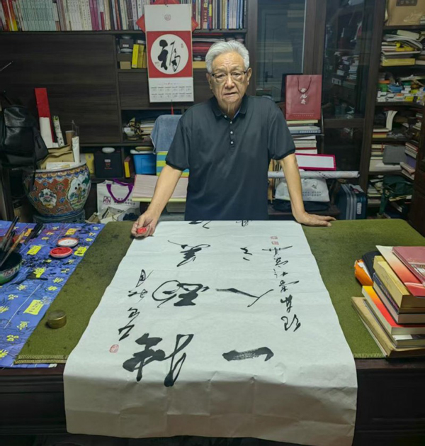 武警指挥学院原副院长纪东将军亲笔题字 “独酌美酒，一人之乐”：独酌有机酱酒的品质坚守与文化表达