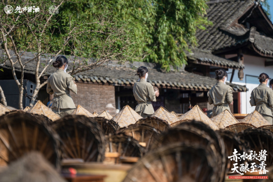 17618158796186558294080.jpg 3.jpg