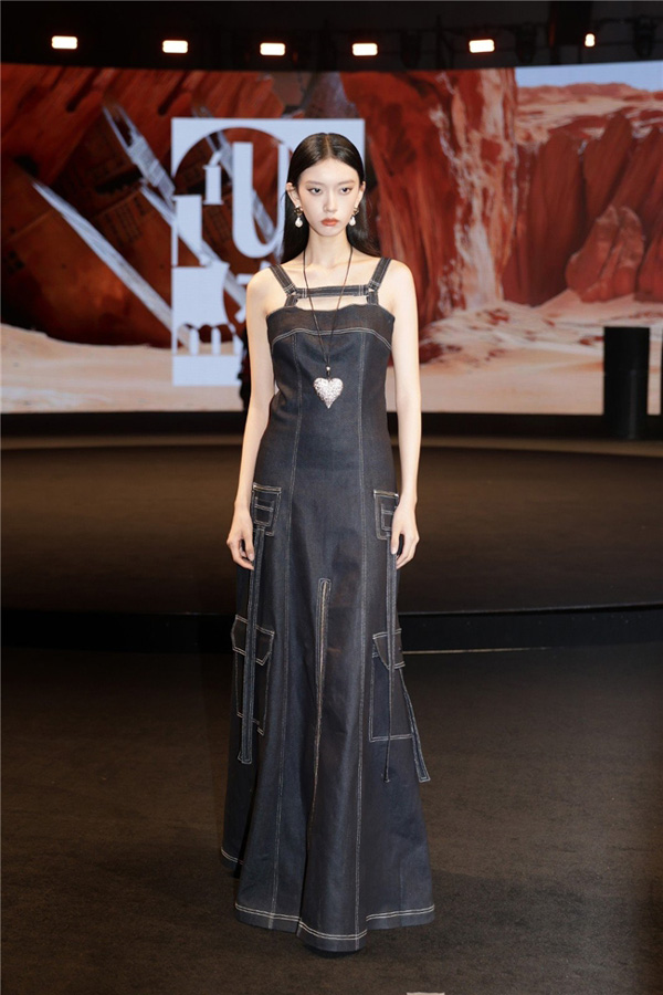 17627390474085987202681.jpg 3.jpg