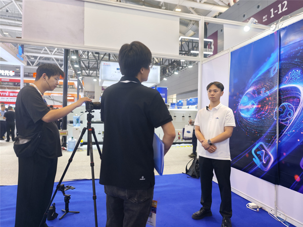 17630995132248606556155.jpg 3.jpg