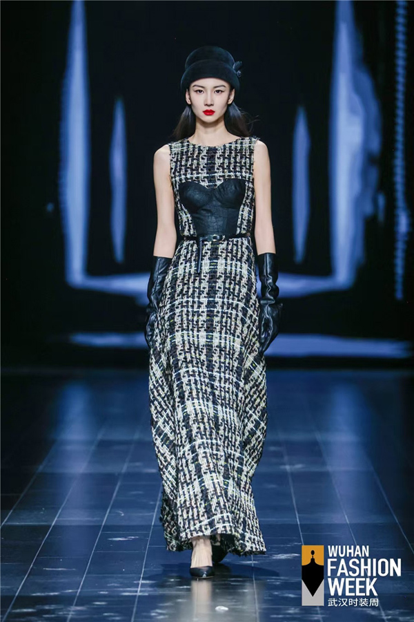 17633426768530871988303.jpg 4.jpg