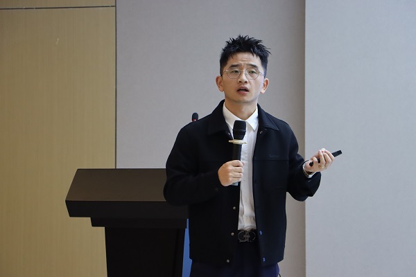 17635422027784685850509.jpg IMG_3708.jpg