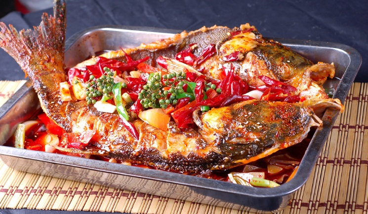 渔技炭火烤鱼 渔技炭火烤鱼